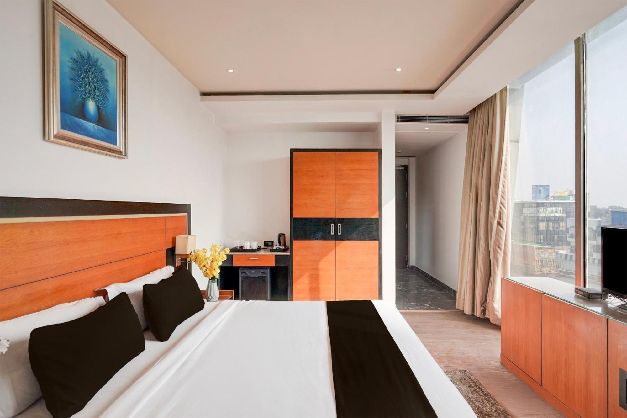 Townhouse Oak Agra Near Sultanganj Puliya Formerly Bb Grand Екстер'єр фото