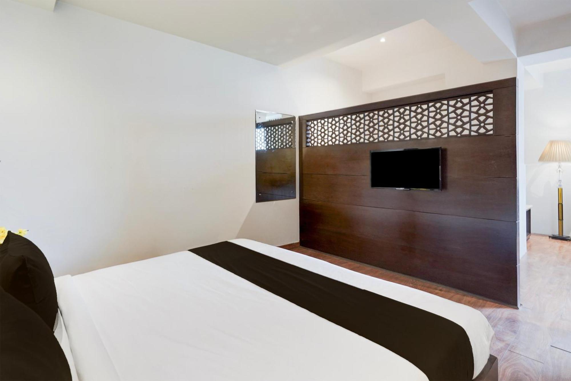 Townhouse Oak Agra Near Sultanganj Puliya Formerly Bb Grand Екстер'єр фото